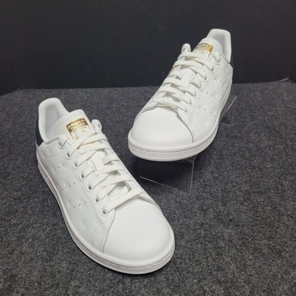 NWT Women's • Adidas Stan Smith Sneakers Size 8 - Picture 1 of 13